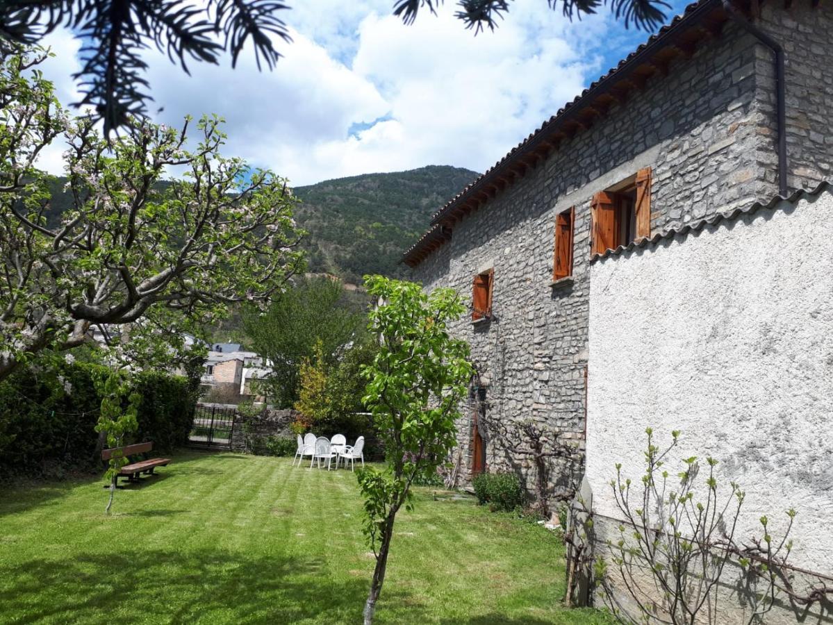 הוילה בייסקאס Cirjuana, Casa En El Centro Con Agradable Jardin Y Barbacoa By Pirineos 360 מראה חיצוני תמונה