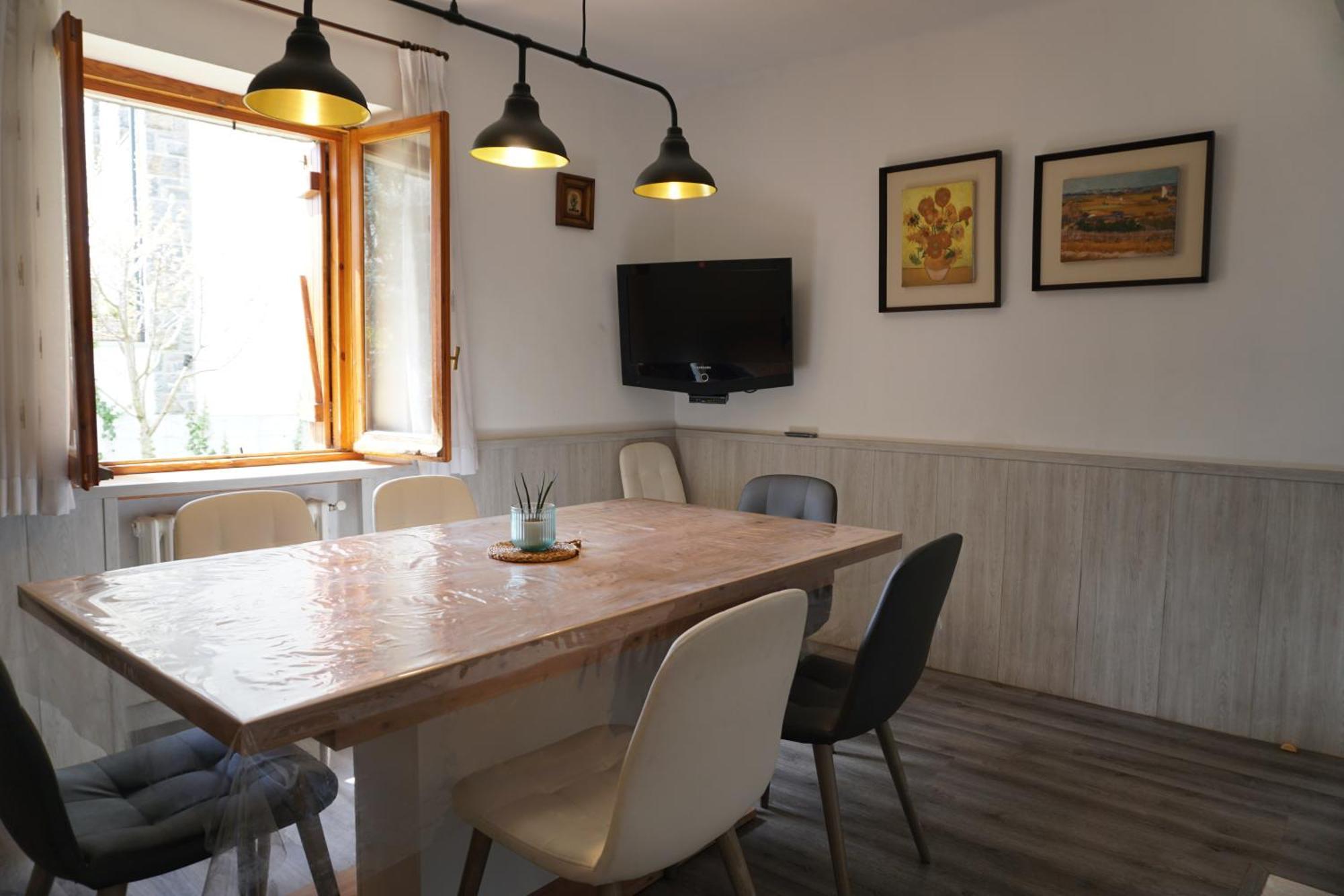 הוילה בייסקאס Cirjuana, Casa En El Centro Con Agradable Jardin Y Barbacoa By Pirineos 360 מראה חיצוני תמונה